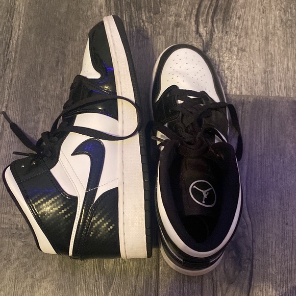 jordan 1’s mid - Picture 3 of 4